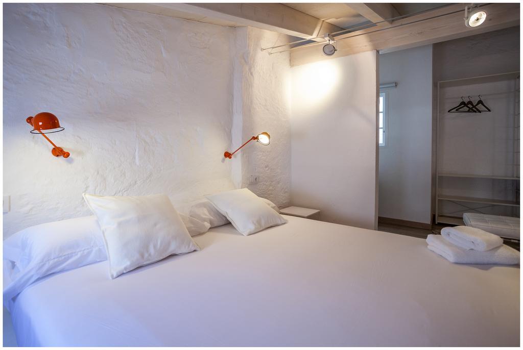 Cheap & Chic Hotel Ciutadella  Kültér fotó