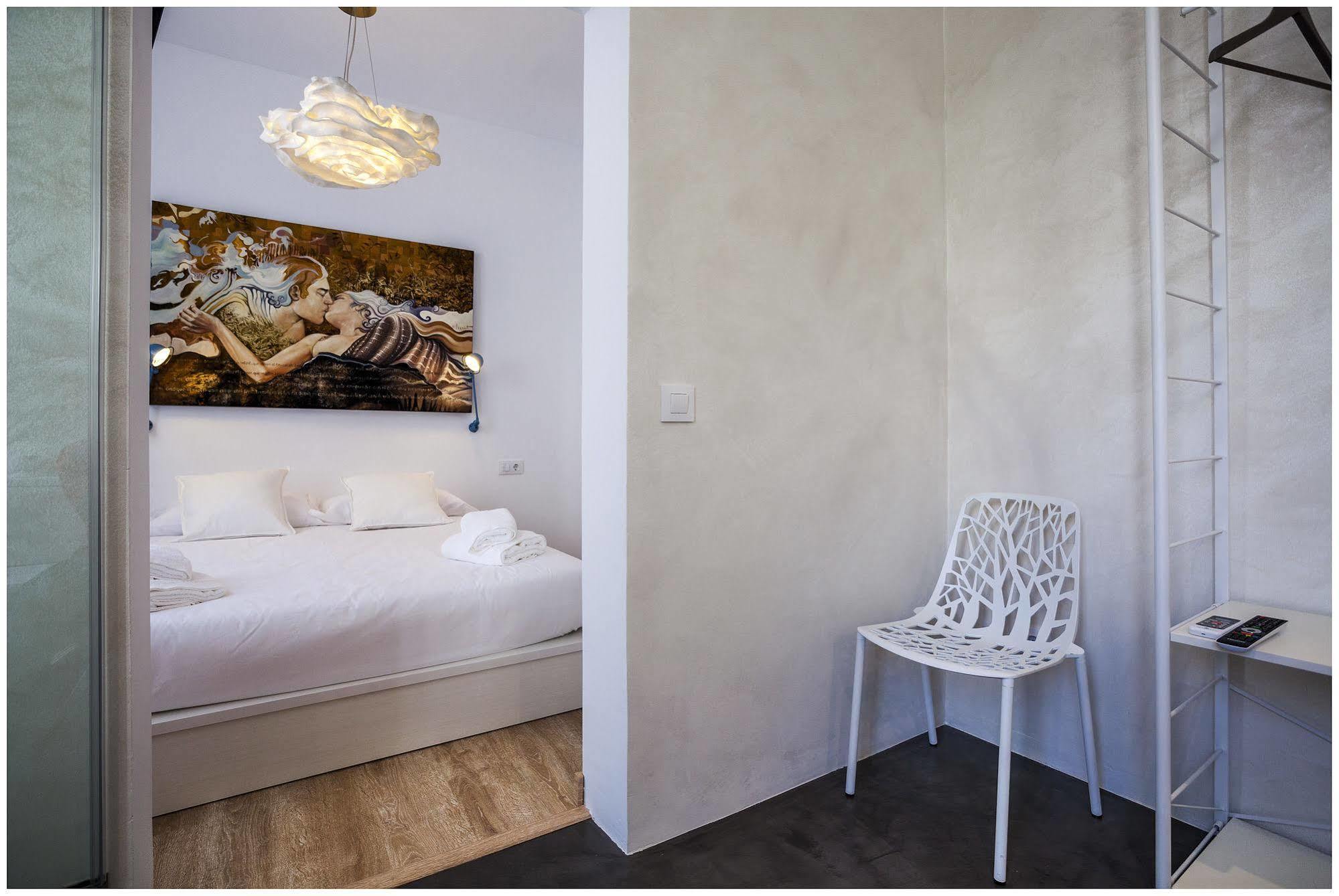 Cheap & Chic Hotel Ciutadella  Kültér fotó