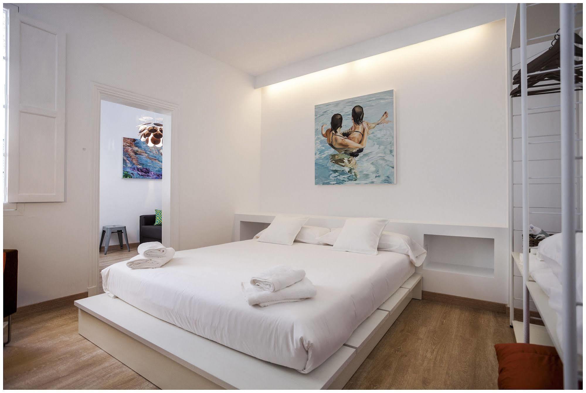 Cheap & Chic Hotel Ciutadella  Kültér fotó